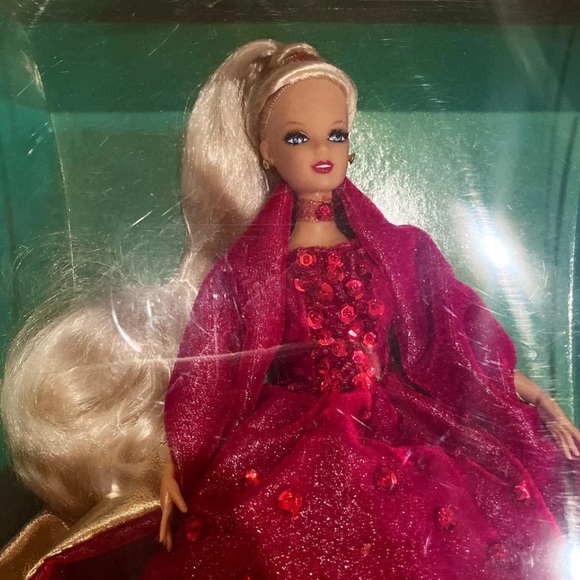 Magical Holiday Vintage Fashion Doll - Picture 3 of 3